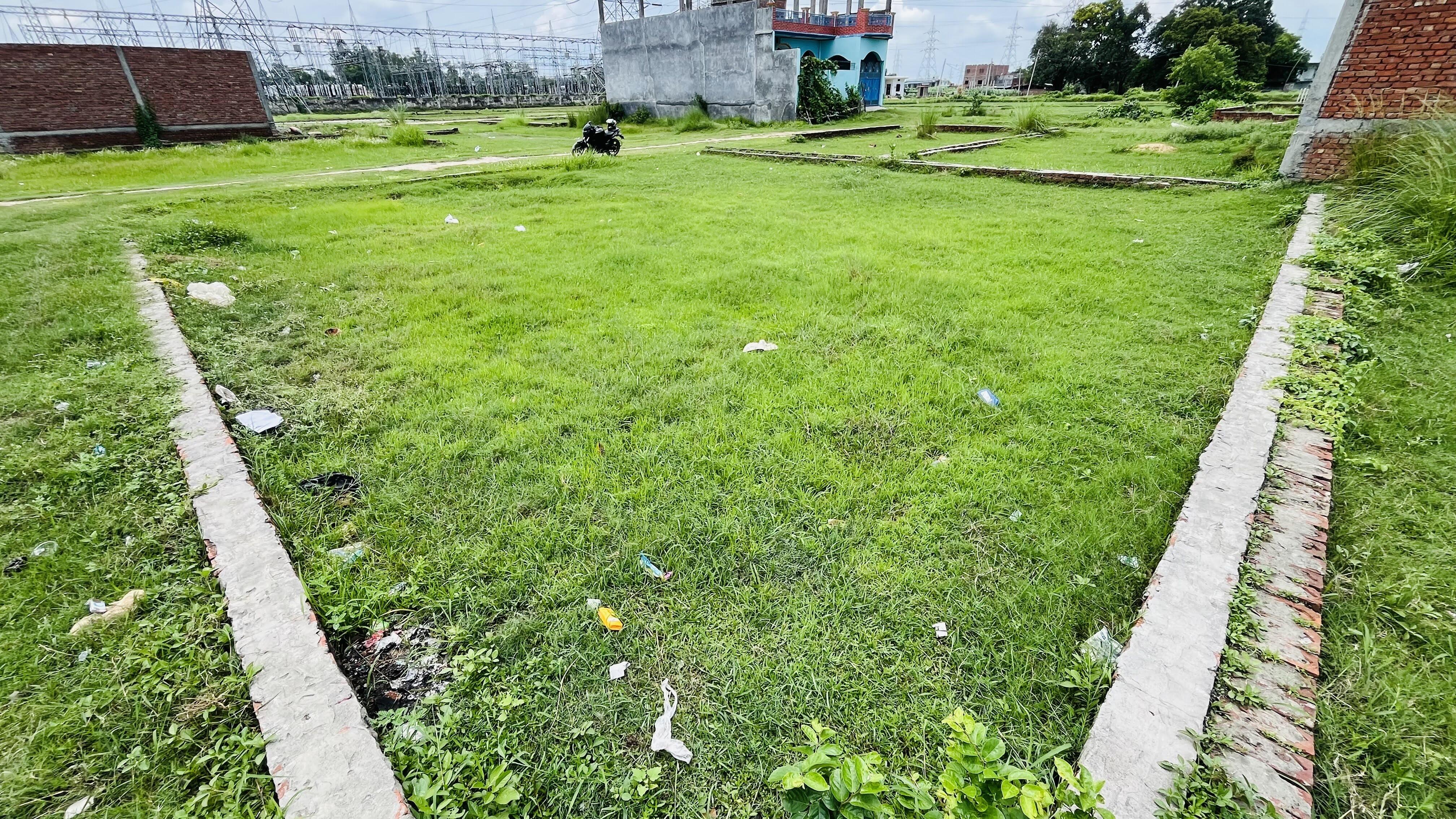 Plot in Dubukiya
