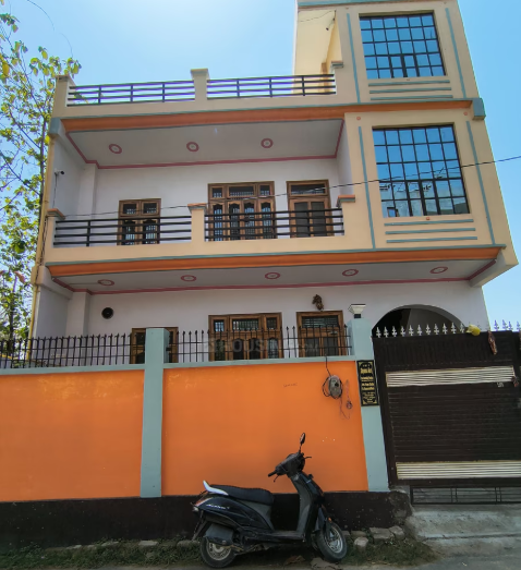 Flat in sarnath